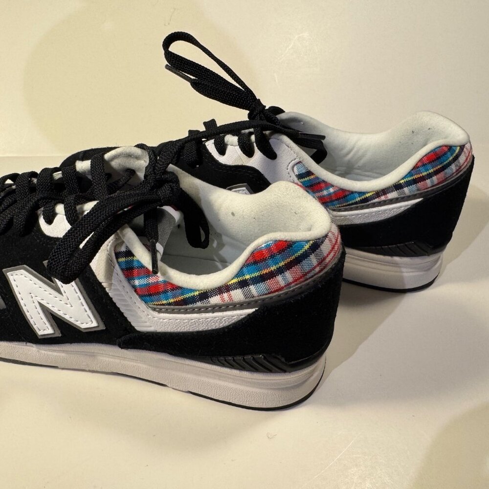 New Balance WL697tra Sneaker 8 NEW (Incorrect size listed on tag)